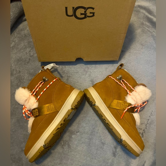 UGG Shoes - ⭐️UGG Hiking/Snow Boots⭐️